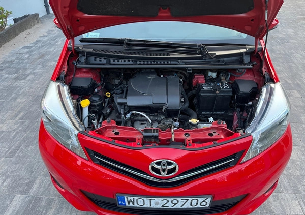 Toyota Yaris cena 27900 przebieg: 139000, rok produkcji 2012 z Marki małe 466